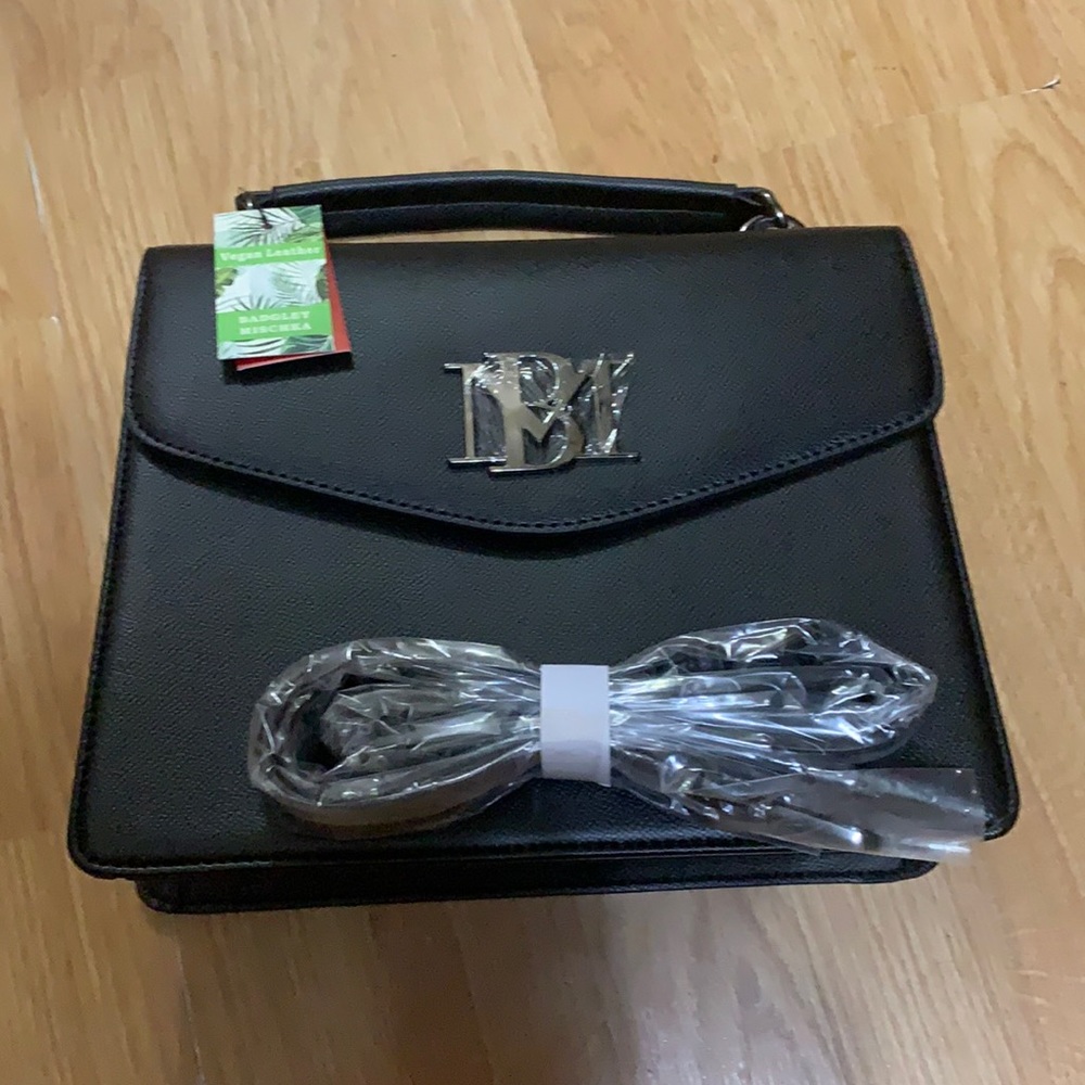 Badgley Mischka Black Crossbody With Handle